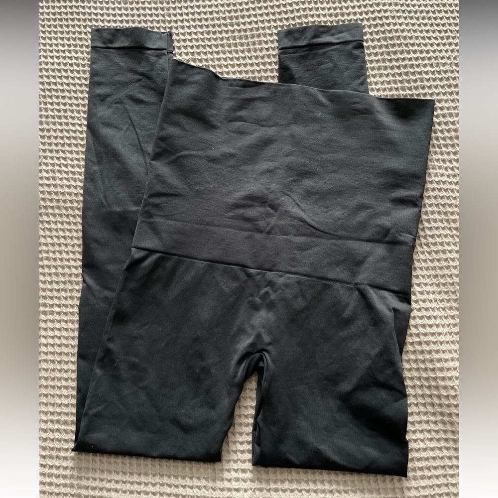 Motherhood bounce back postpartum legging size S/M